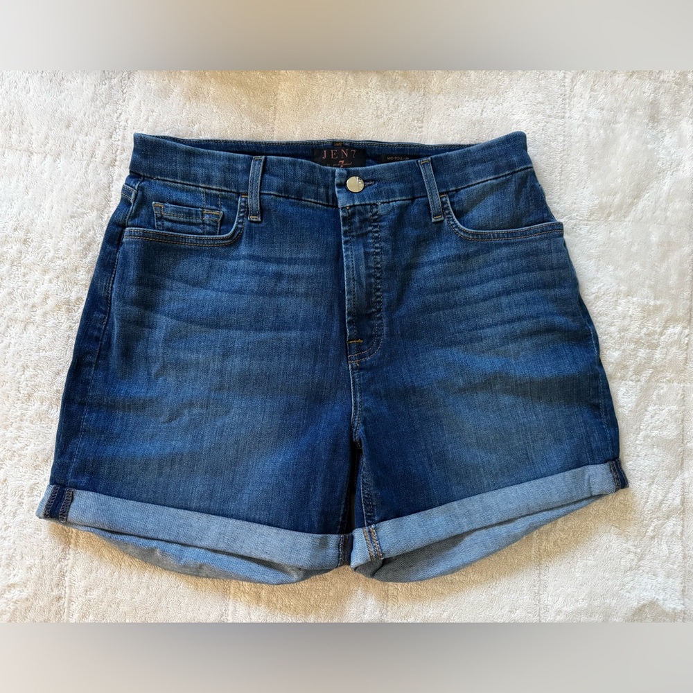 EUC Jen 7 Mid Roll Up Women’s Cuff Shorts - Size 8